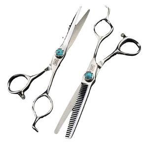 Tijeras de Peluquería Profesionales de 60 Pulgadas FM-123 con Mango Recto, Hoja Grande y Afilada, Estilo Turquesa, Color Brillante, Corte Plano - Product Image 5