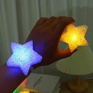 ไฟ LED รูปดาวแบบถือได้ ไฟกลางคืนรูปดาว แถบกันลื่น ไฟสำหรับการแสดงเต้นรำ ถ่ายภาพ อุปกรณ์ประกอบฉากปาร์ตี้ ของขวัญสำหรับเด็ก - Product Image 4