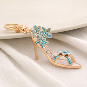 Металлическая сумка на высоком каблуке - Product Image 4