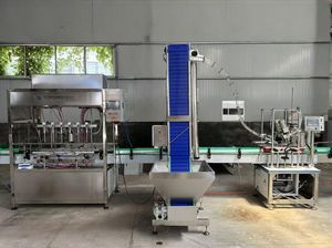 Machine <span class=keywords><strong>de</strong></span> remplissage automatique numérique en acier inoxydable à haute précision avec PLC pour liquides à base d'eau (sacs et fûts) 500-5000 ml - Product Image 5