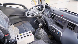 Expressway Maintenance Safety Truck JAC 100K Truck Mounted Attenuator Hydraulic Crash Cushion Anti-collision Buffer Vehicle - Product Image 3