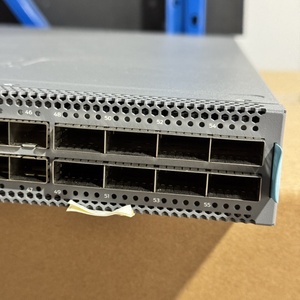 Commutateur réseau Ethernet POE Juniper QFX5120-48Y-AFI d'occasion - Product Image 4