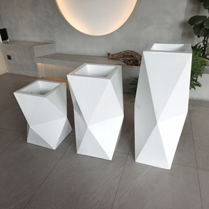 Jardinière <span class=keywords><strong>de</strong></span> luxe écologique <span class=keywords><strong>en</strong></span> résine <span class=keywords><strong>de</strong></span> <span class=keywords><strong>fibre</strong></span> <span class=keywords><strong>de</strong></span> <span class=keywords><strong>verre</strong></span>, grande, moderne, haute, pour jardinage vertical, avec trou <span class=keywords><strong>de</strong></span> drainage circulaire géométrique, 120L - Product Image 2