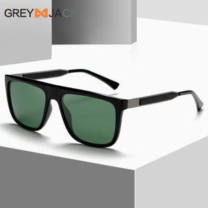 Gafas de Sol Cuadradas TR para Hombre, Color Gris Jack, Montura Negra, Lentes TAC, Protección UV400, Polarizadas, para Conducir, Pescar y Hacer Deportes - Product Image 1