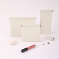 Pochette personnalisée en cuir avec logo sur mesure, 12*12cm, mini pochette carrée à bouton, de haute qualité, pour le rangement des boucles d'oreilles, des bijoux, des sacs cadeaux
