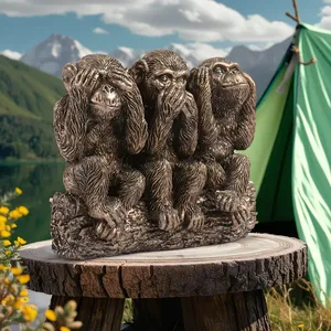 Estatuas divertidas de monos-No escuches, <span class=keywords><strong>Don</strong></span> Secrets con las manos sobre las orejas Mono de resina recubierto de bronce-Estatua de 3 Monos Sabios - Product Image 2