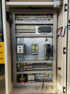 Automatic Hydraulic <strong>Shears</strong> <strong>Machine</strong> QC11K 8X3200 Guillotine Metal Cutting Equipment with Gear Motor PLC Core Components for Sale - Product Image 6