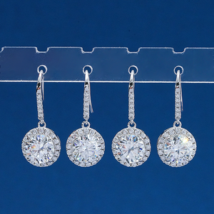 עגיל לובמונט בציפוי כסף עגילי טיפה הילה 1 קראט 0.5 קראט עגילי מויסניט של טיפות בצבע כסף - Product Image 4