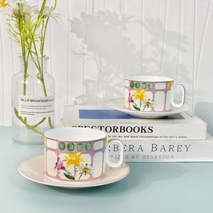 Taza de Café de Porcelana Fina Serie Flor para Té de la Tarde, 230 ml, Diseño Simple y Lujoso, Regalo para el Hogar, Oficina, Boda, Taza para Parejas - Product Image 5