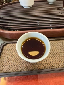 Raro 80s Hong Kong Wanzi Tea House Wanzi té suelto ligeramente fermentado temprano maduro Pu Erh - Product Image 4