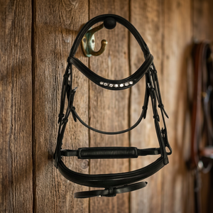 Bridas de Cuero Puro de Alta Calidad para Carreras de Caballos, Ligeras, con Adornos de Piedras Blancas y Negras, Suaves y Cómodas, Personalizables - Product Image 3