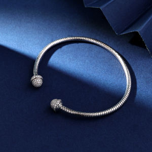 Brazalete Cristiano de Moda en Plata de Ley 925 de Alta Calidad con Baño de Oro Blanco de 18K y Circonita, Regalo de Moda para Mujer - Product Image 4