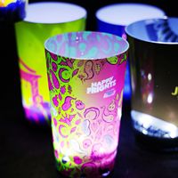 Gobelet en verre LED activé par liquide 12oz/14oz/16oz, logo personnalisé, étanche, style ROMANCE pour les fêtes, les événements sportifs et les clubs