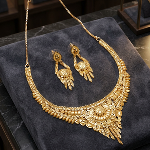 Vente en gros 14K 18K 24K plaqué or formant ensemble de colliers, bijoux de conception traditionnelle, bijoux de mode, bijoux en laiton rempli d'or. - Product Image 1