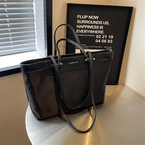 Bolso de Mano de Gran Capacidad para Mujer, Diseño de Lujo, Impermeable, Moderno, Bolso Tote de un Solo Hombro - Product Image 6