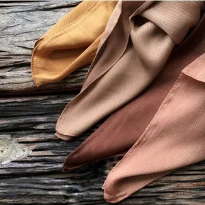 Hijab en Satin plissé pour femmes, nouveauté, 46 couleurs disponibles, Offre Spéciale