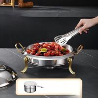 Plats de service élégants et raffinés pour buffet de luxe, options blanc et or, parfaits pour les mariages et événements de gala