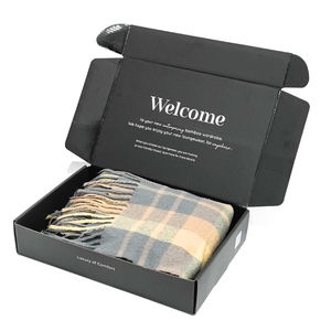 Boîtes postales en carton couleur imprimées personnalisées Emballage en papier postal pour vêtements Boîtes d'expédition en carton ondulé - Product Image 1