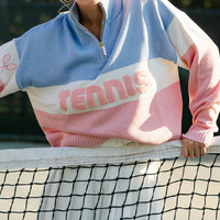 Pull-over en coton 100 % personnalisé pour femme, col zippé 1/4, motif graphique lettres de club de tennis, style preppy, tricot brodé, vente en gros OEM