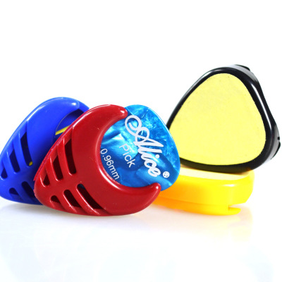 Alice Heart Shape Stick-on Gitarren Pick Holder 72 Stück/Topf Fabrik Großhandels preis Gitarren Picks Fall Alle Arten von Gitarren Picks OEM