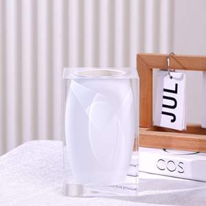 زهرية أكريليك كريستال عالية الجودة خفيفة فاخرة إبداعية من الراتنج للحلي المنزلية زخارف بسيطة نموذج تصميم غرفة - Product Image 6