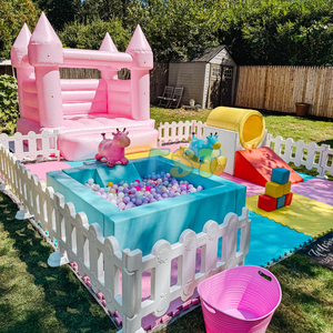 Attrezzatura per Parco Giochi Portatile Rosa e Bianca per Bambini con Recinzione e Castello Gonfiabile per Feste - Product Image 2