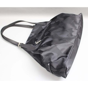 Geometric Pattern Large Capacity Tote Bag Waterproof Nylon Buckle Decor <b>Handbag</b> Casual Commute Shoulder Bag Multi Pocket Fashion - Product Image 3
