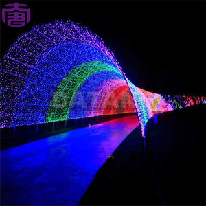 Luces de Navidad para exteriores en forma de túnel arqueado, construcción de aleación de aluminio, función regulable, para decoración de puertas de parques y festivales, LED de colores. - Product Image 4