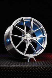 Jantes forgées Flow Formed personnalisées 21-22'' noir brillant à 5 branches pour berlines de luxe |   Compatible avec les configurations de boulons 4x100, 5x120, 5x112 - Product Image 5