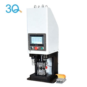 Macchina Crimpatrice Idraulica Semi-Automatica 3Q 10T con Schermo Touch da 7 Pollici, Gamma 2.5-95 mm² per Produzione Cavi - Product Image 3