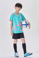 Neue Design Retro Fußball Trikots Wärme übertragung Name und Zahlen verwendet Fußball trikot