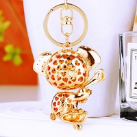 Magnifique Porte-clés Pendentif Ours Koala en Or avec Strass et Cristaux Diamantés – Accessoire de Mode Élégant