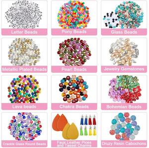 <span class=keywords><strong>Kit</strong></span> de fabrication de <span class=keywords><strong>bijoux</strong></span> avec outils, fournitures, perles, fils, breloques <span class=keywords><strong>pour</strong></span> adultes, adolescents, enfants, filles, colliers, bracelets, boucles d'oreilles, pendentifs - Product Image 3