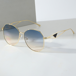 <span class=keywords><strong>Lunettes</strong></span> <span class=keywords><strong>de</strong></span> <span class=keywords><strong>soleil</strong></span> <span class=keywords><strong>tendance</strong></span> pour femmes en métal, nouvelle collection <span class=keywords><strong>2023</strong></span>, design <span class=keywords><strong>de</strong></span> marque, rondes, surdimensionnées - Product Image 1