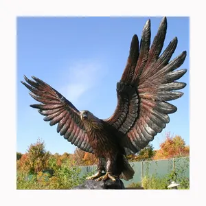 Giardino moderno in ottone decorazione animale di alta qualità in metallo statua di uccello bronzo aquila scultura per la vendita