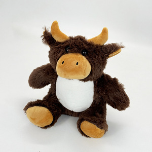 Peluche Mucca Marrone Carina da 25 cm con Pancia Bianca, Personalizzabile con Logo tramite Sublimazione a Caldo - Giocattolo di Peluche Animale di Tendenza - Product Image 4