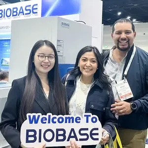 अद्वितीय रूप से डिज़ाइन किए गए नमूना धारक के साथ BIOBASE चीन माइक्रो-वॉल्यूम UVVIS स्पेक्ट्रोफोटोमीटर