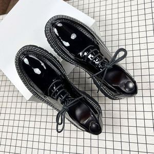 Chaussures habillées pour hommes à lacets, à semelle épaisse, élégantes, à bout rond, idéales pour les mariages et les occasions professionnelles - Product Image 4