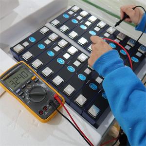 12V <span class=keywords><strong>24V</strong></span> LiFePO4 năng lượng mặt trời Pin <span class=keywords><strong>Lithium</strong></span> <span class=keywords><strong>Ion</strong></span> 200AH 300ah 100Ah <span class=keywords><strong>lithium</strong></span> có thể sạc lại pin chu kỳ sâu năng lượng lưu trữ pin gói - Product Image 5
