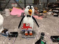 Pingouin chantant animatronique réaliste en métal de haute qualité pour événements de Noël