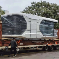 Module préfabriqué de fabrication industrielle avec extérieur personnalisé pour projet touristique, lodge de glamping, maison capsule spatiale moderne de luxe haut de gamme