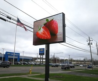 Panneau d'affichage de rue à LED pour publicité extérieure P10 Planéité 10mm IP65 Étanche HDR10 + Carte modulaire PH10 Affichage à LED
