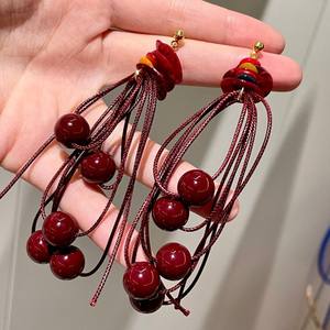 Boucles d'oreilles pendantes vintage en perles de haricot rouge pour femme, bijoux en pierre naturelle, perles rouges, à porter au quotidien 2025 - Product Image 5