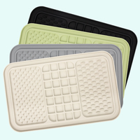 Bols à alimentation lente Pet Calming Dog Treat Mat Perfect Dog Licking Mat Conception antidérapante Silicone OPP Sac Fourni Stockage des aliments 2 Pcs