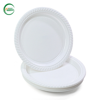 Assiettes jetables en plastique pour salade, 9 pouces, empilables et peu encombrantes pour le rangement en cuisine, les fêtes et la restauration