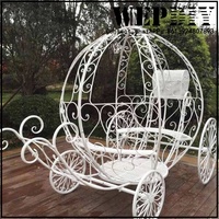 Décoration de mariage : Sculpture de chariot de citrouille en fer forgé, cerf Sika creux, cheval, chariot de citrouille, style mariage, décoration de jardin