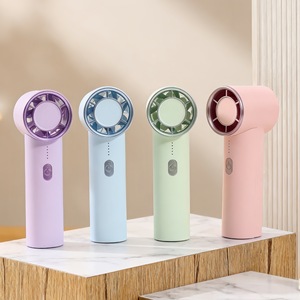 พัดลมพกพาแบบชาร์จไฟ USB พร้อมมอเตอร์ไร้แปรงถ่าน ดีไซน์พับได้สำหรับใช้งานกลางแจ้ง กำลังไฟ 5 วัตต์ ใช้งานได้นาน 4-6 ชั่วโมง - Product Image 2