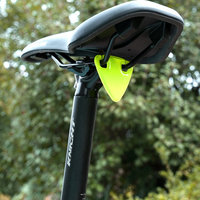 Autocollant de sécurité réfléchissant pour la conduite nocturne, réflecteur triangulaire pour vélo de montagne et de route