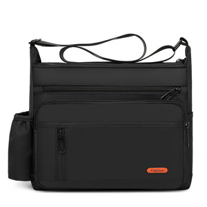Sac bandoulière homme personnalisé avec logo, tendance, en tissu PU haut de gamme, léger, imperméable et antivol, idéal pour l'été et le printemps - Product Image 1