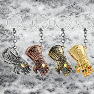 Vente en Gros <span class=keywords><strong>de</strong></span> Gants <span class=keywords><strong>de</strong></span> <span class=keywords><strong>Thanos</strong></span> Porte-clés Décapsuleur en Métal Pendentif Cadeau en Alliage <span class=keywords><strong>de</strong></span> Zinc - Product Image 3